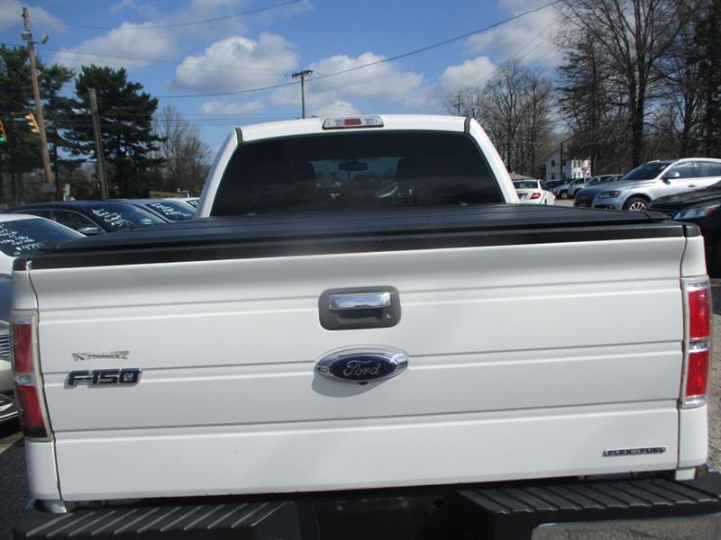Ford F-150 XL SuperCrew 5.5-ft. Bed 4WD 2013