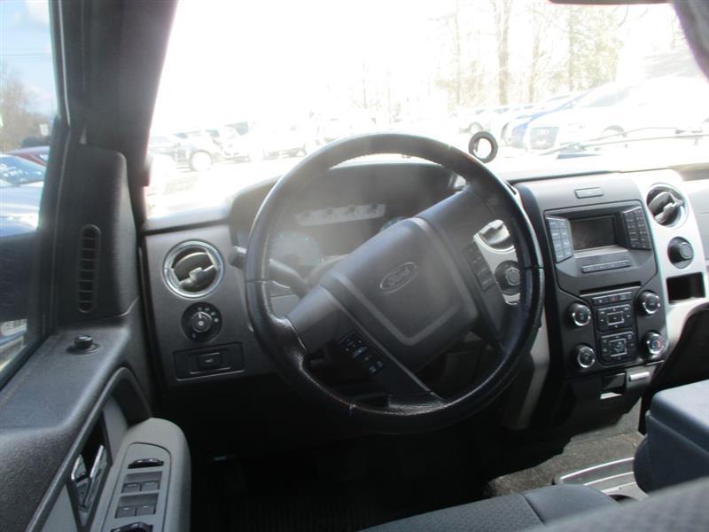 Ford F-150 XL SuperCrew 5.5-ft. Bed 4WD 2013