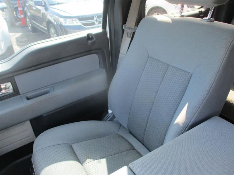 Ford F-150 XL SuperCrew 5.5-ft. Bed 4WD 2013