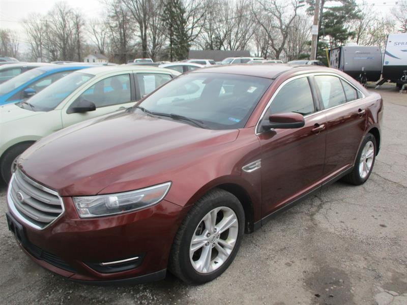 Ford Taurus  2015