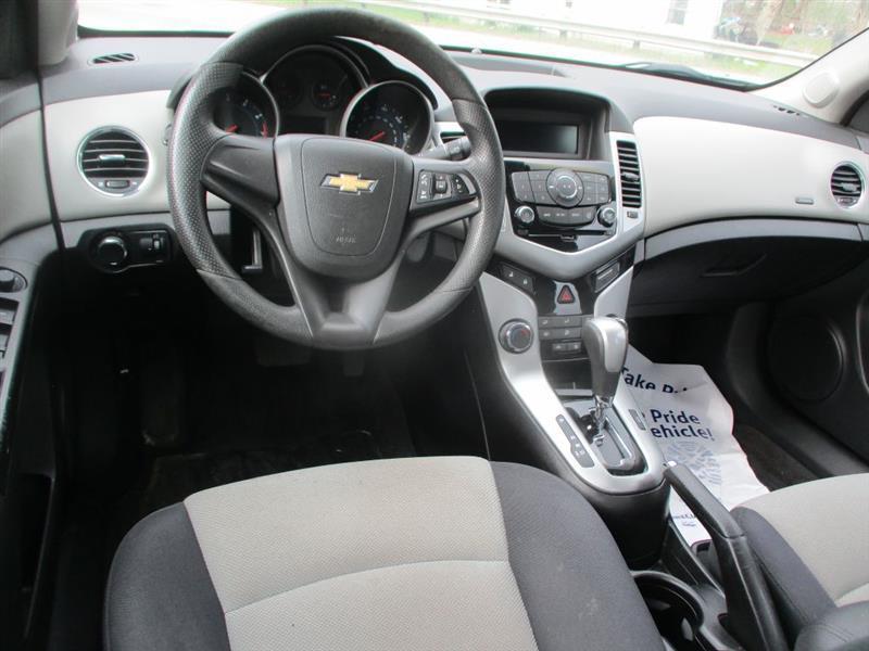 Chevrolet Cruze 2LS 2012