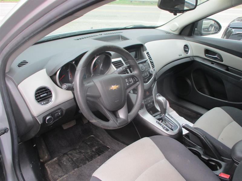 Chevrolet Cruze 2LS 2012