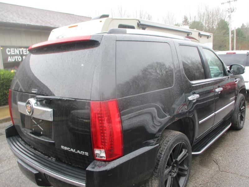 Cadillac Escalade AWD 2008