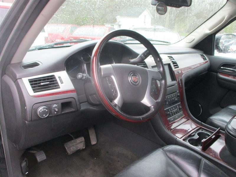 Cadillac Escalade AWD 2008