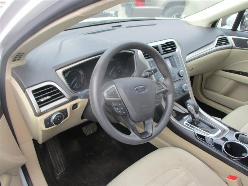 Ford Fusion SE 2013
