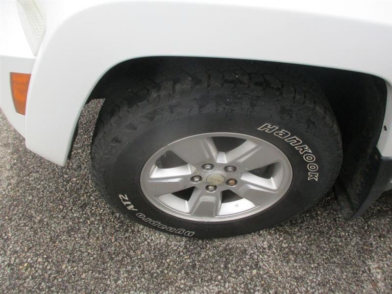 Jeep Liberty Sport 4WD 2011