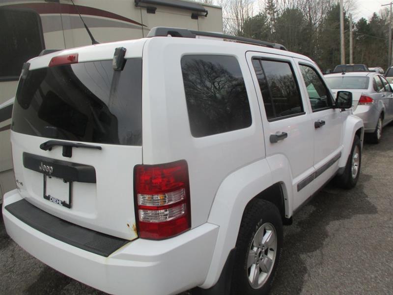 Jeep Liberty Sport 4WD 2011