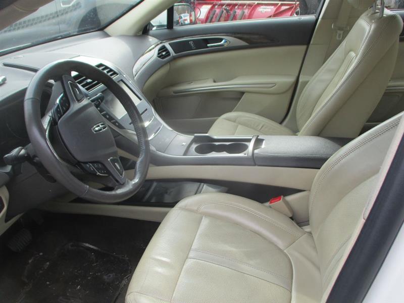 Lincoln MKZ AWD 2013