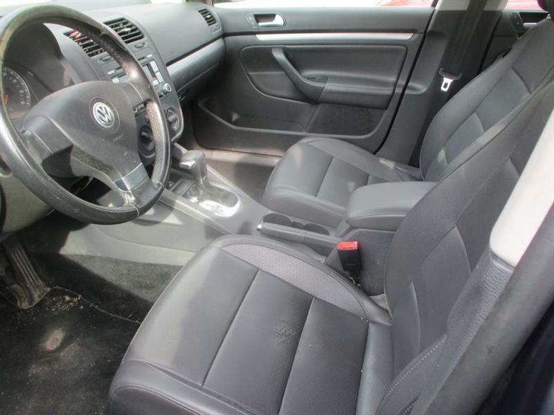 Volkswagen Jetta SE 2009