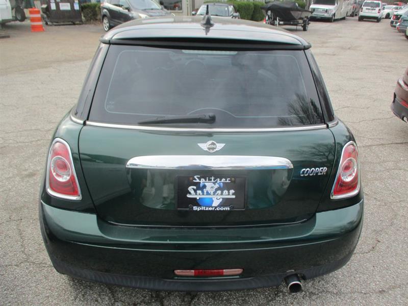 MINI Cooper Base 2011