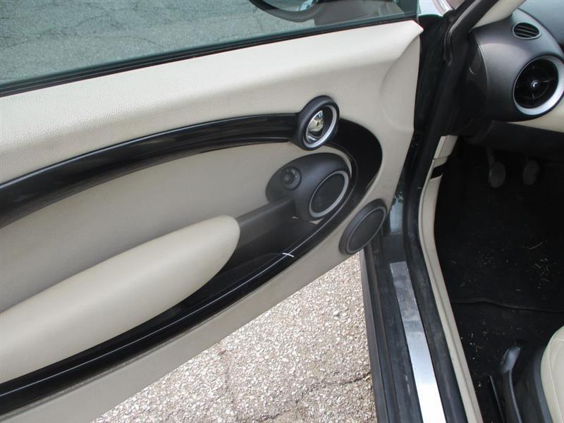 MINI Cooper Base 2011