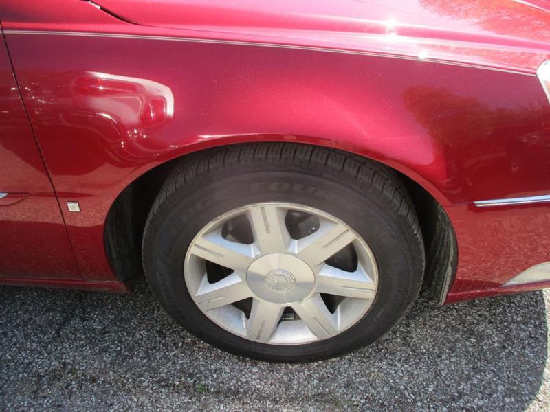 Cadillac DTS Sedan 2007