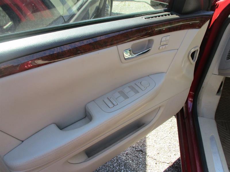 Cadillac DTS Sedan 2007