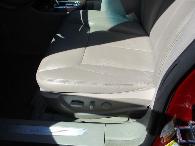 Cadillac DTS Sedan 2007