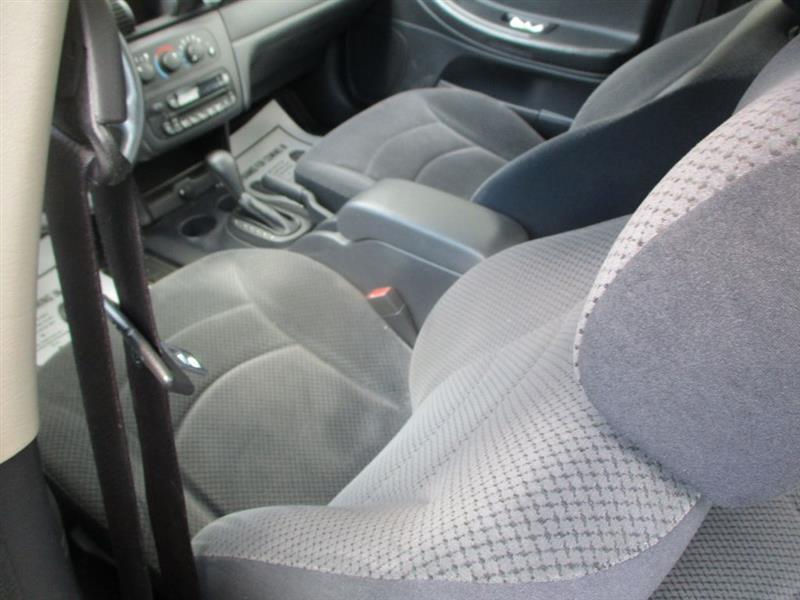 Chrysler Sebring Sedan 2006