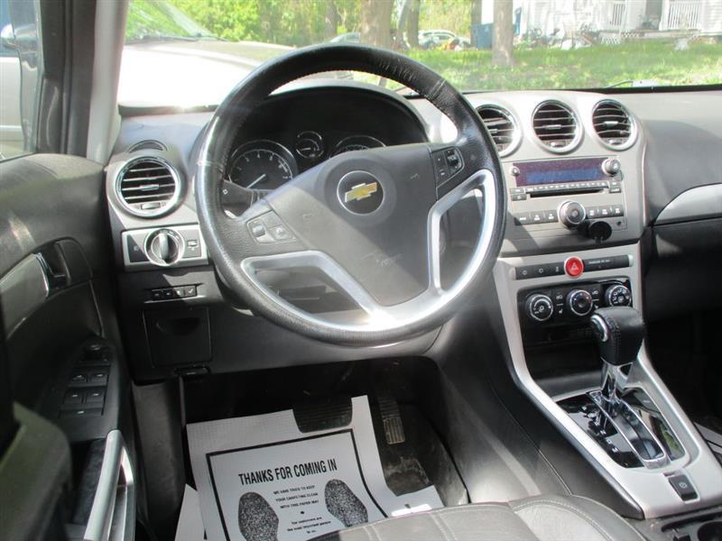 Chevrolet Captiva Sport 1LT FWD 2012