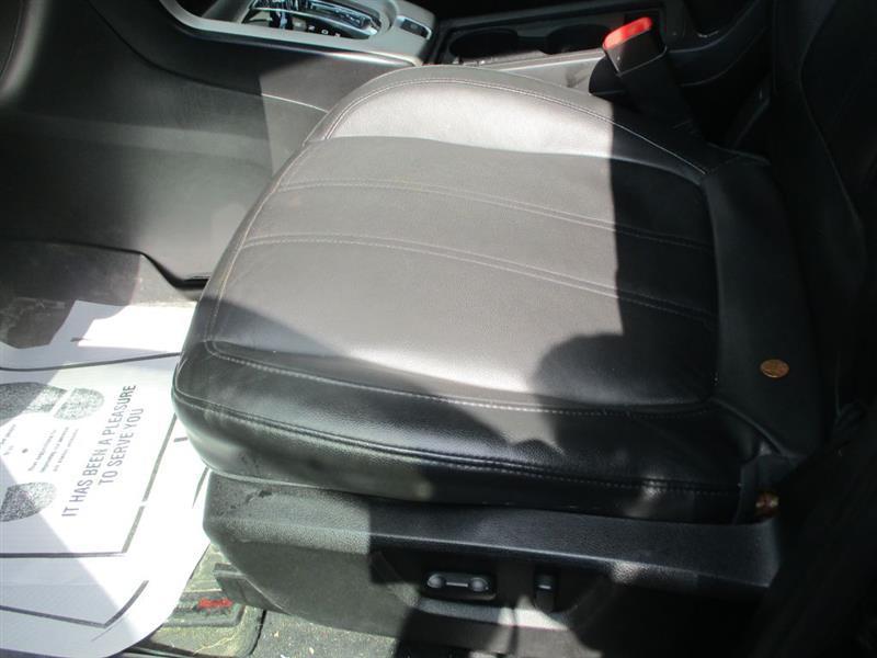 Chevrolet Captiva Sport 1LT FWD 2012