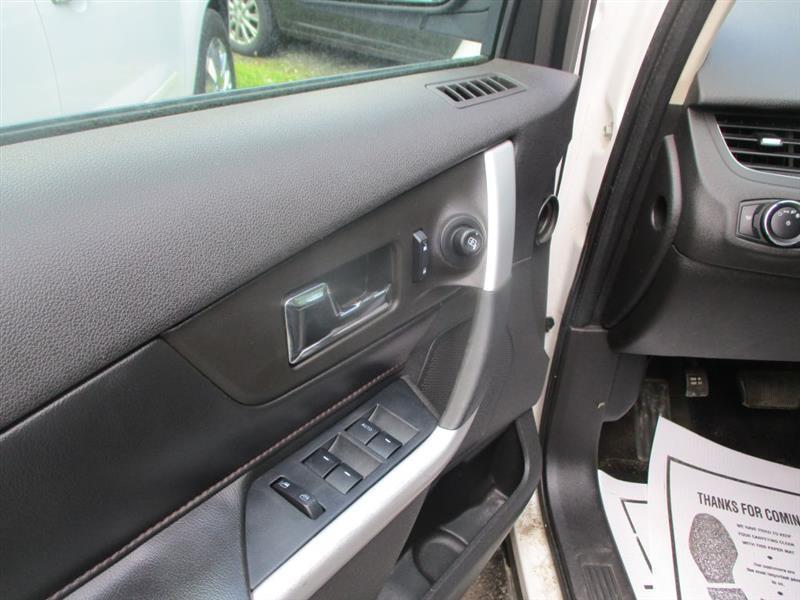 Ford Edge SEL FWD 2011