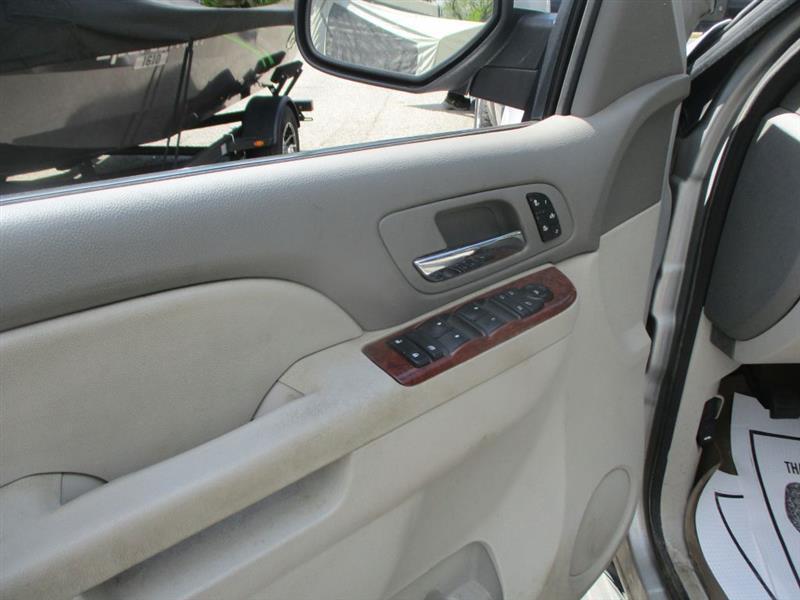 GMC Yukon XL  2012