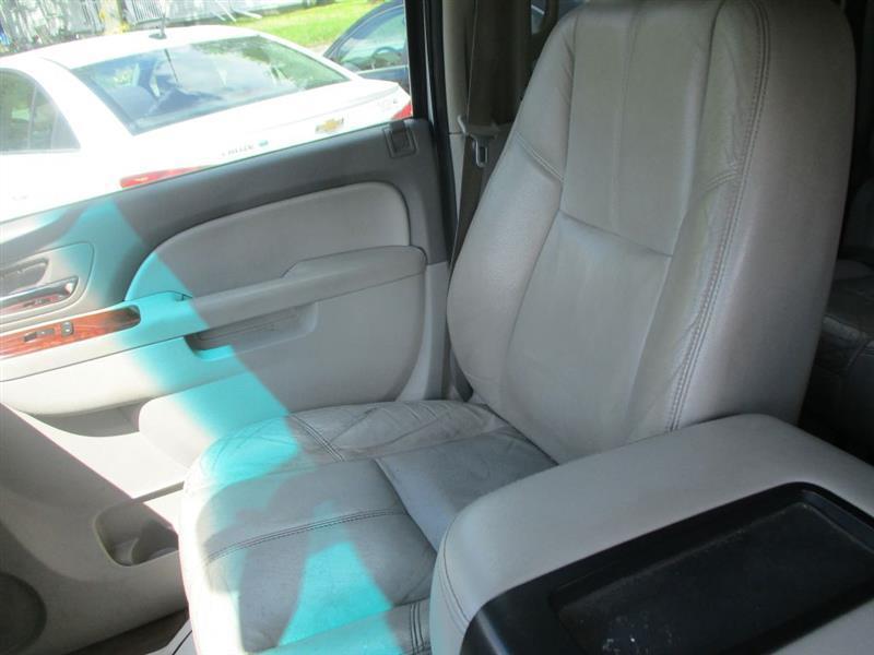GMC Yukon XL  2012