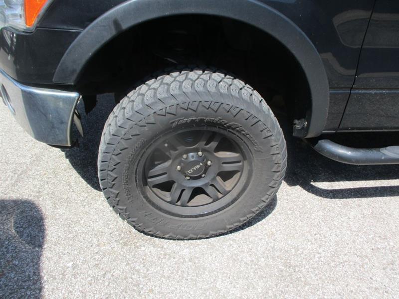 Ford F-150 XL SuperCrew 5.5-ft. Bed 4WD 2013