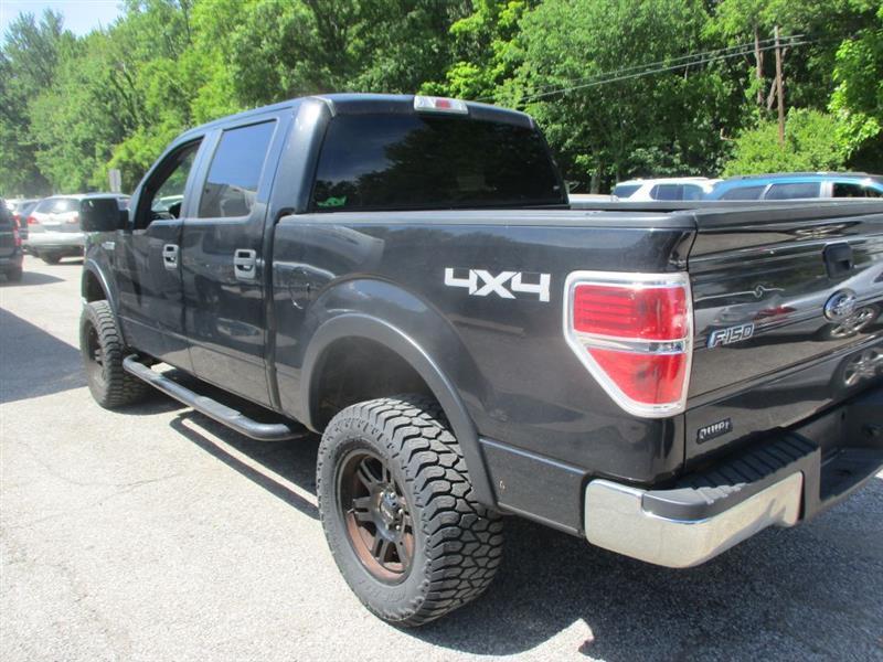 Ford F-150 XL SuperCrew 5.5-ft. Bed 4WD 2013