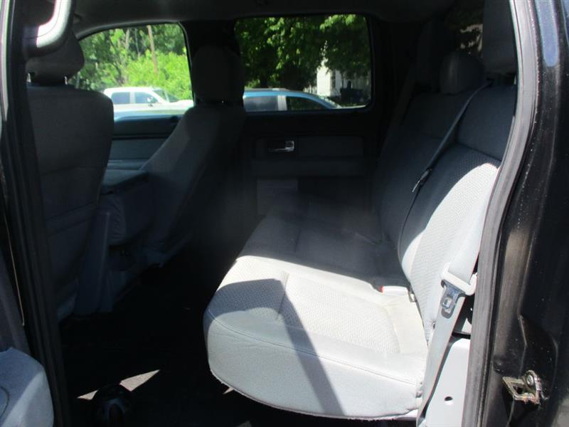 Ford F-150 XL SuperCrew 5.5-ft. Bed 4WD 2013