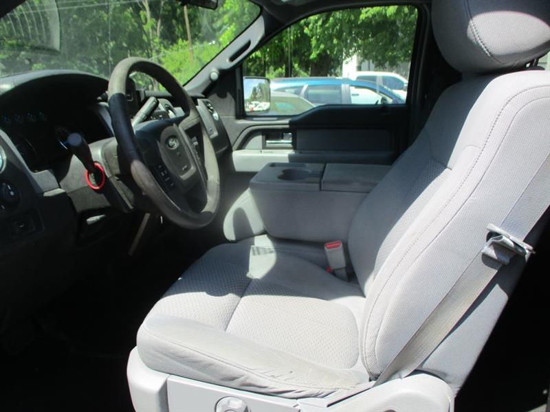 Ford F-150 XL SuperCrew 5.5-ft. Bed 4WD 2013