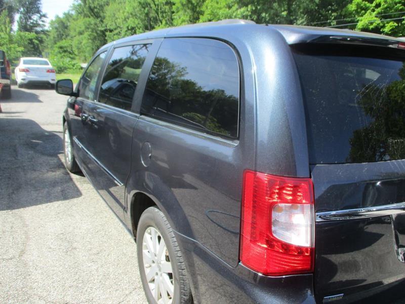 Chrysler Town & Country Touring 2014