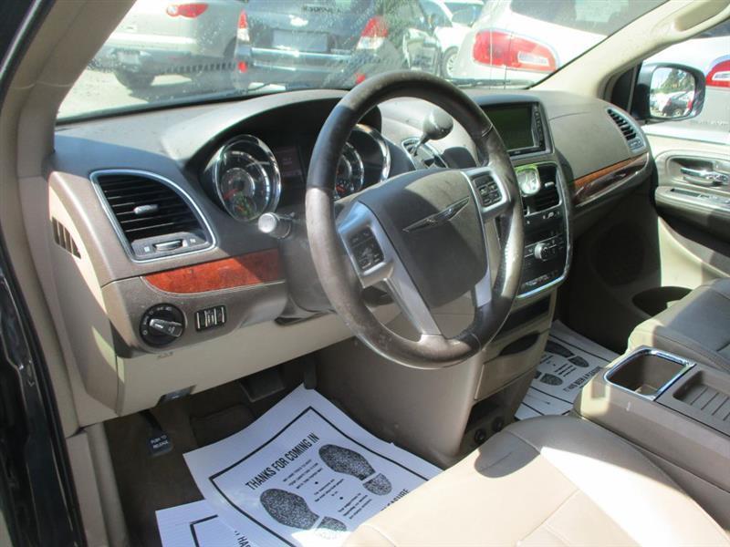 Chrysler Town & Country Touring 2014