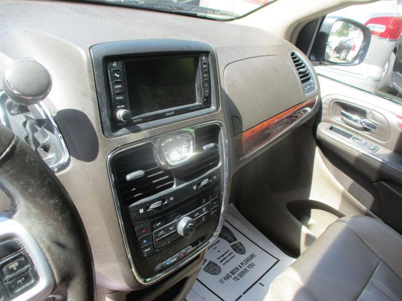 Chrysler Town & Country Touring 2014