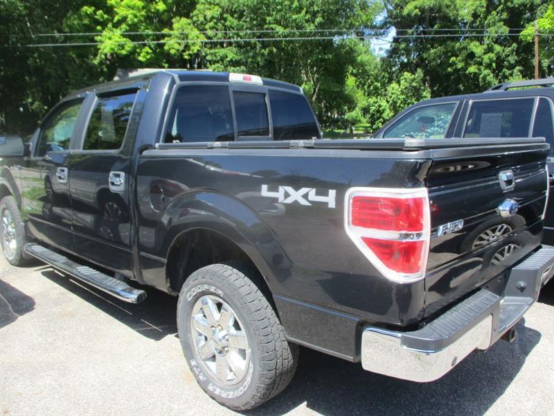 Ford F-150 XL SuperCrew 5.5-ft. Bed 4WD 2014