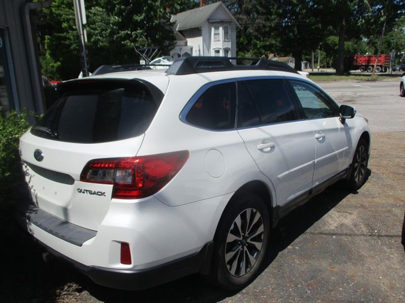 Subaru Outback 2.5i Limited 2015
