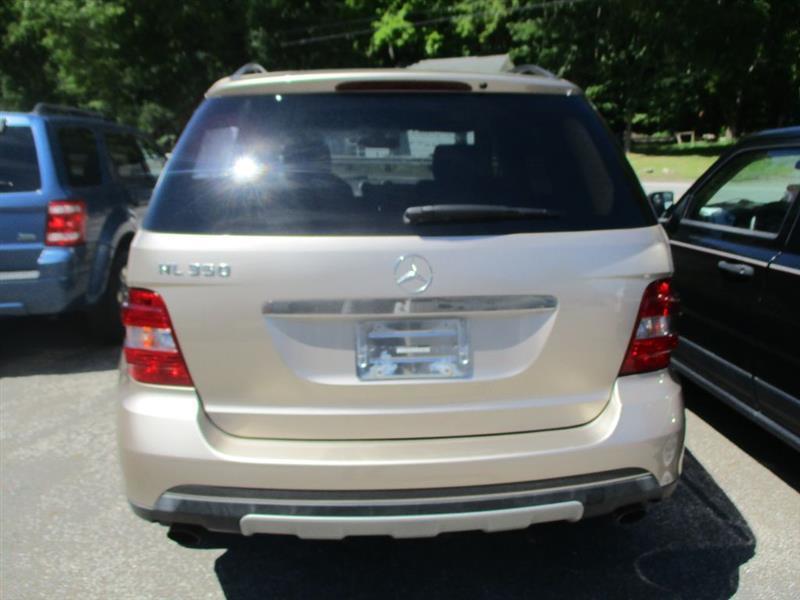 Mercedes-Benz M-Class ML350 2006
