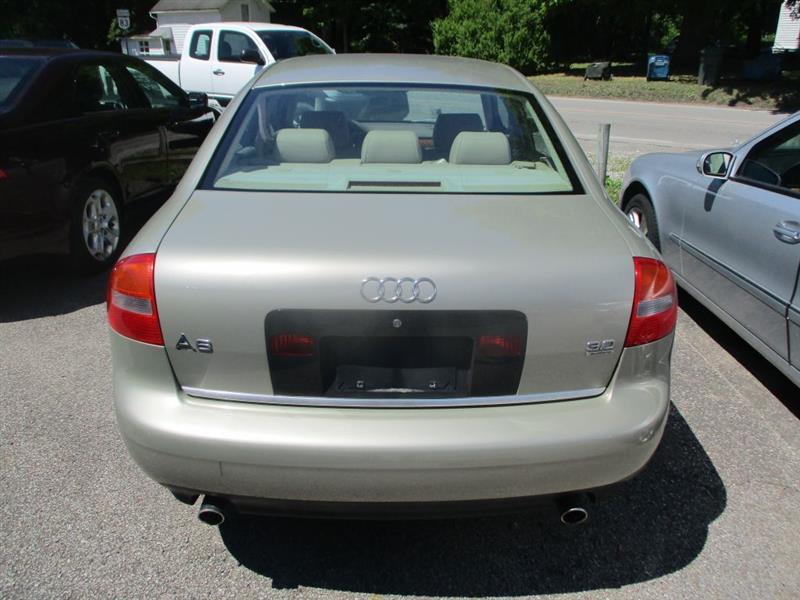 Audi A6 3.0 with Tiptronic 2002