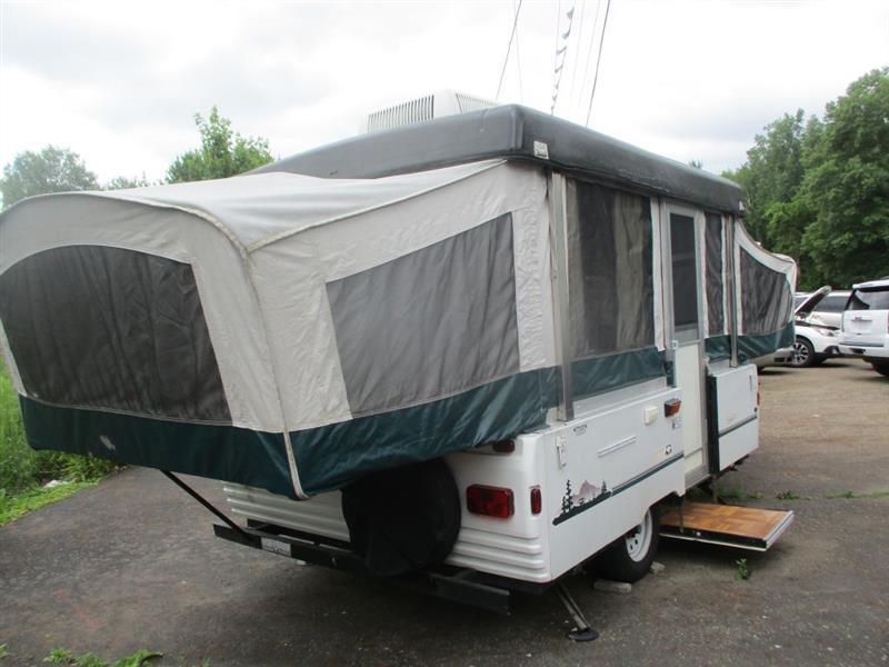 Fleetwood Folding Trailers Unknown  1999