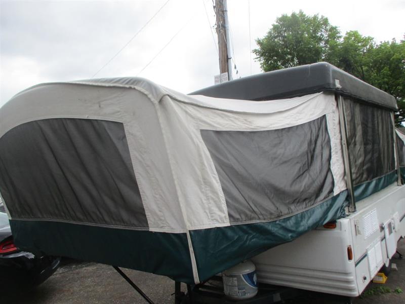 Fleetwood Folding Trailers Unknown  1999