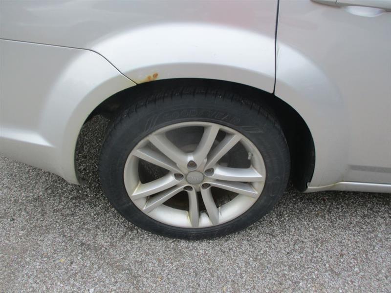 Dodge Avenger SE 2012