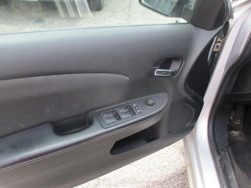 Dodge Avenger SE 2012