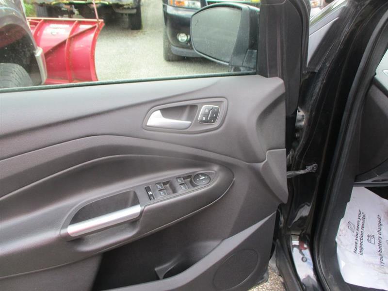 Ford Escape Titanium FWD 2013