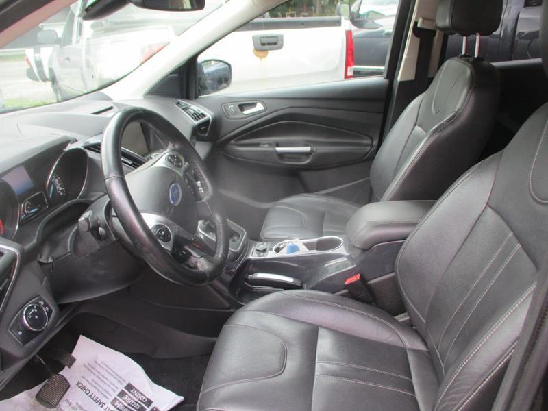 Ford Escape Titanium FWD 2013
