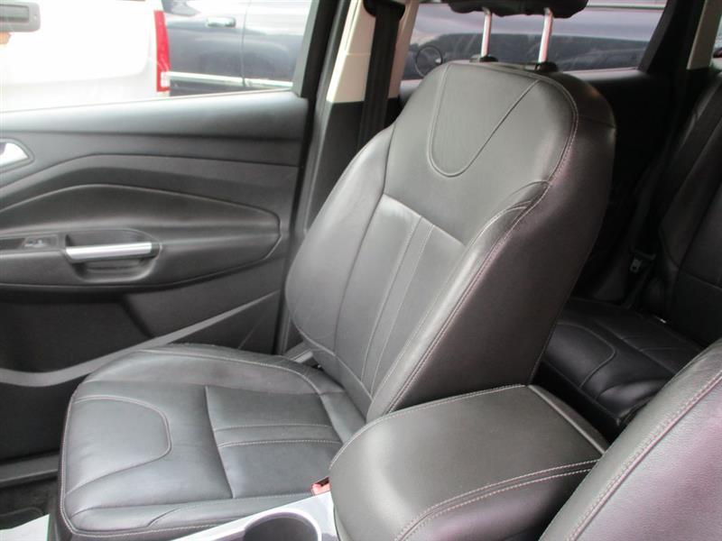 Ford Escape Titanium FWD 2013