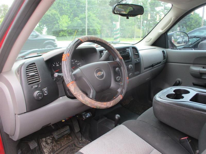 Chevrolet Silverado 1500 Work Truck Ext. Cab Long Box 4WD 2009