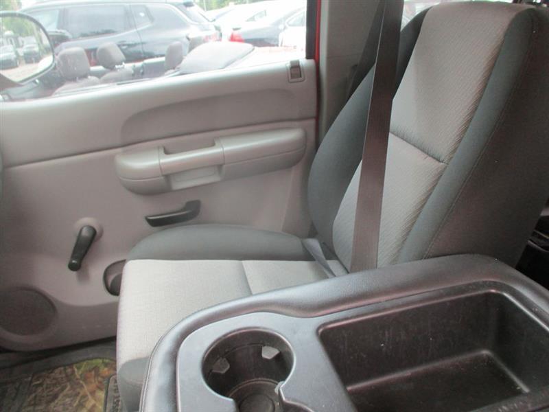 Chevrolet Silverado 1500 Work Truck Ext. Cab Long Box 4WD 2009