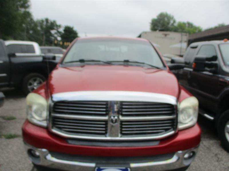 Dodge Ram 1500 ST Quad Cab 4WD 2008
