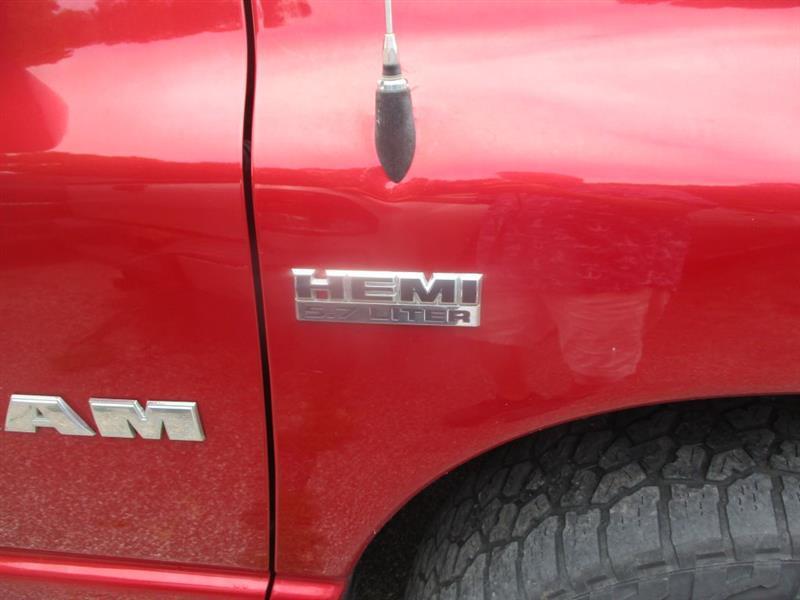Dodge Ram 1500 ST Quad Cab 4WD 2008