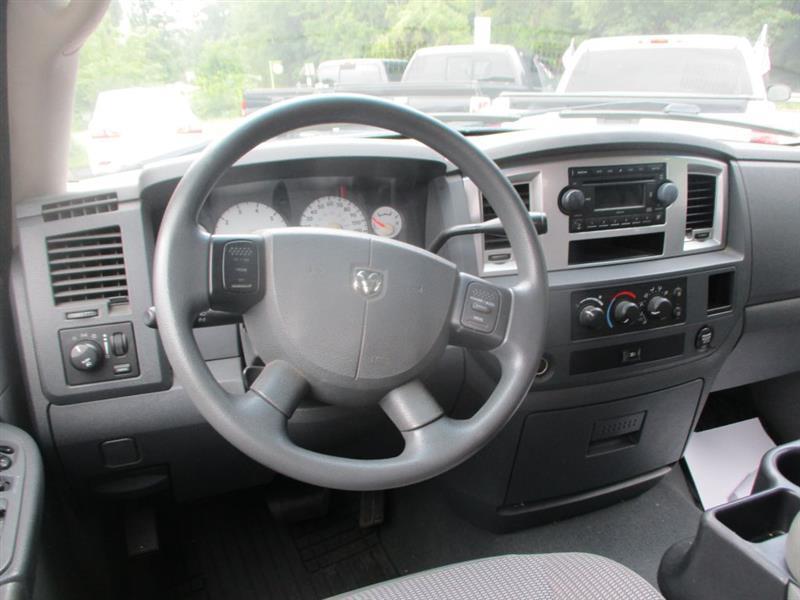 Dodge Ram 1500 ST Quad Cab 4WD 2008
