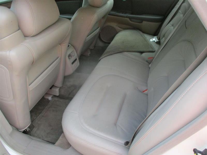 Cadillac DeVille Sedan 2002