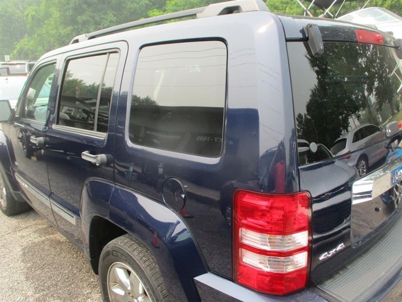 Jeep Liberty Sport 4WD 2012