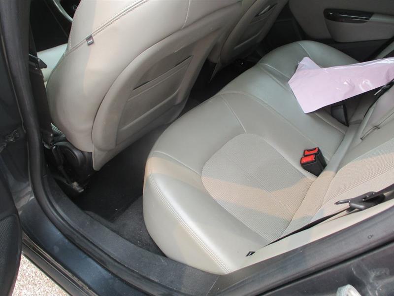 Buick Verano Base 2013